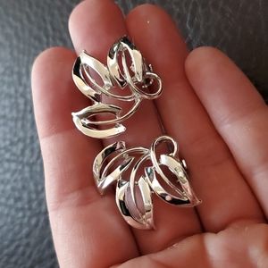 VTG Charel clip on earrings